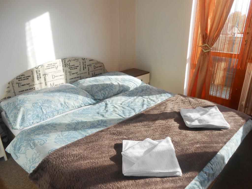 White Rabbit Hall Hotel Poděbrady Cameră foto
